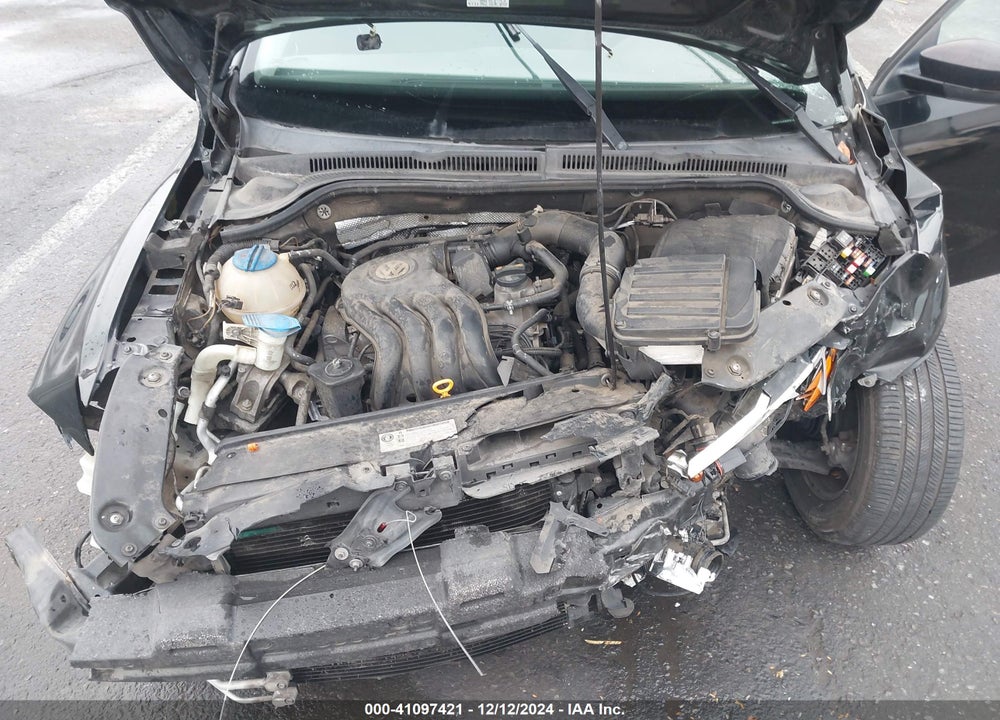 2011 VOLKSWAGEN JETTA 2.0L S VIN: 3VW2K7AJ5BM091427