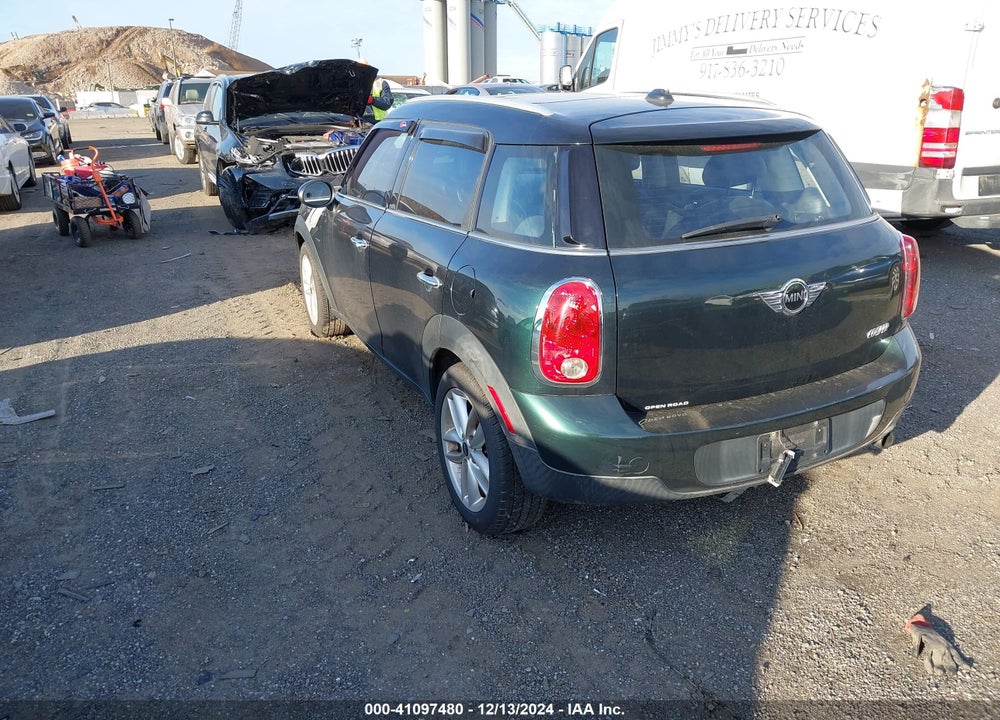 2011 MINI COOPER COUNTRYMAN VIN: WMWZB3C55BWM00367