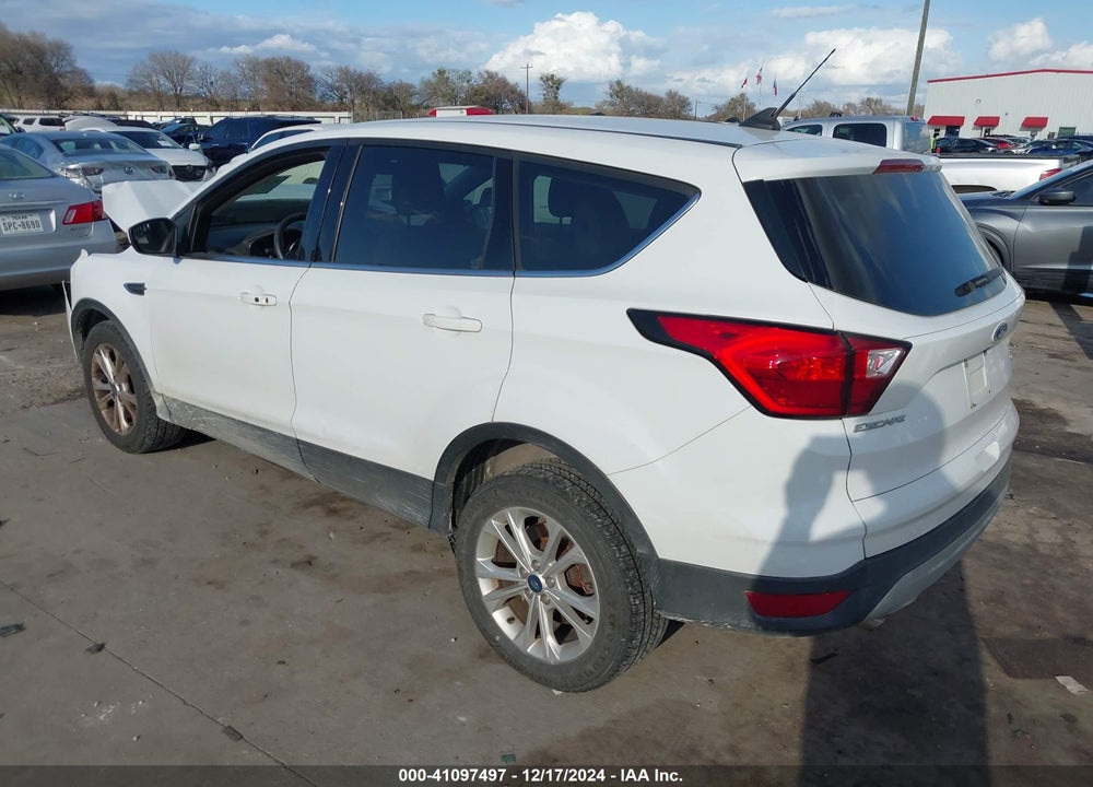 2019 FORD ESCAPE SE VIN: 1FMCU0G97KUB66352