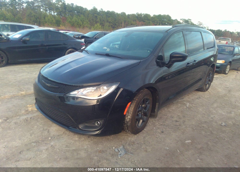 2018 CHRYSLER PACIFICA TOURING L PLUS VIN: 2C4RC1EGXJR256888