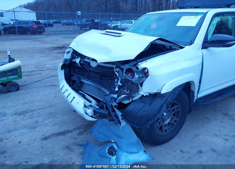 2020 TOYOTA 4RUNNER VENTURE SPECIAL EDITION VIN: JTEBU5JR8L5808865