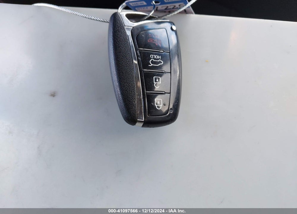 2017 HYUNDAI SANTA FE LIMITED ULTIMATE VIN: KM8SR4HF8HU201787