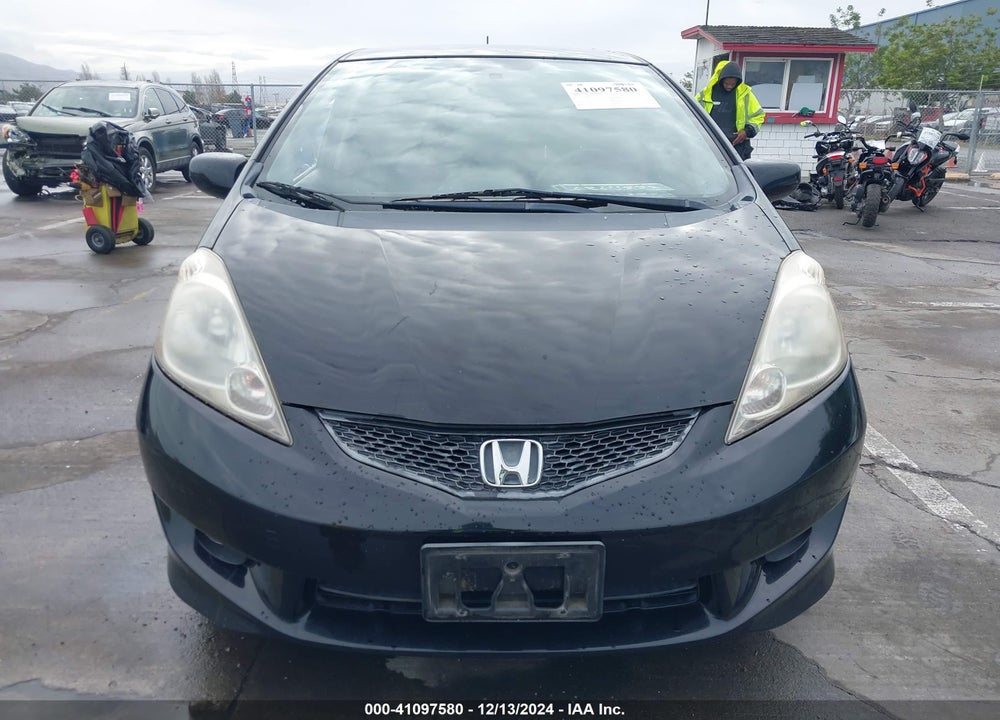 2009 HONDA FIT SPORT VIN: JHMGE884X9S002540