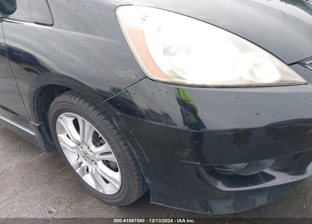 2009 HONDA FIT SPORT VIN: JHMGE884X9S002540