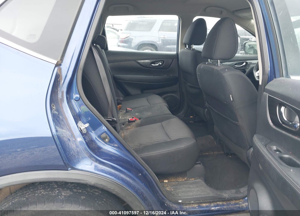 2017 NISSAN ROGUE S VIN: KNMAT2MT6HP528060