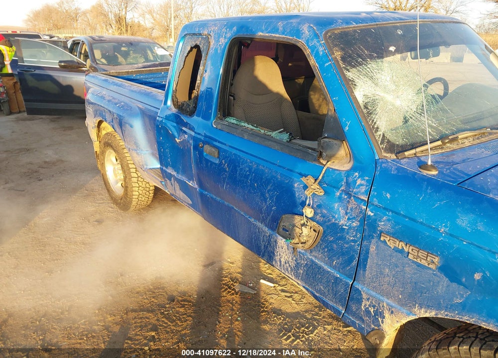 1999 FORD RANGER XL/XLT VIN: 1FTZR15V7XPB38465