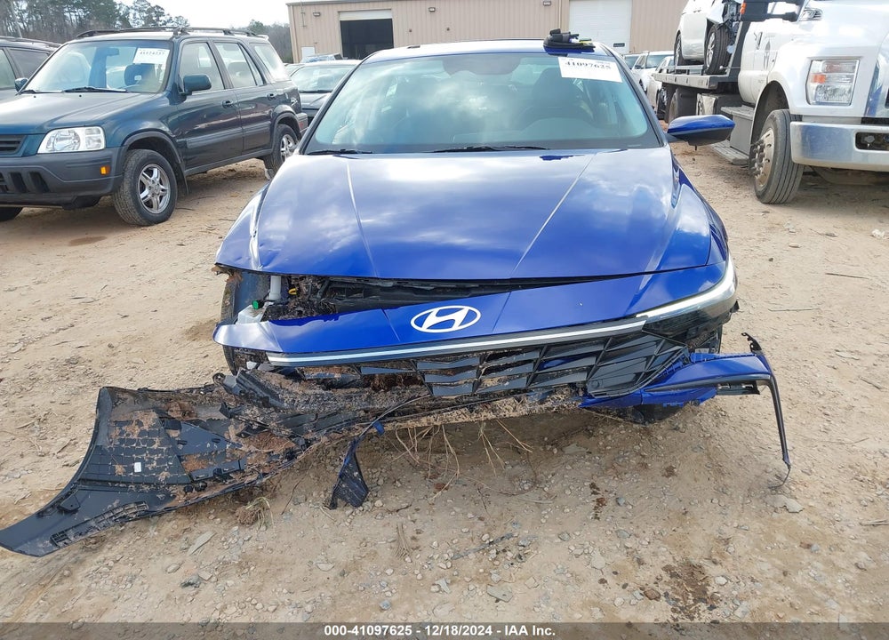 2024 HYUNDAI ELANTRA VIN: KMHLS4DG1RU647854
