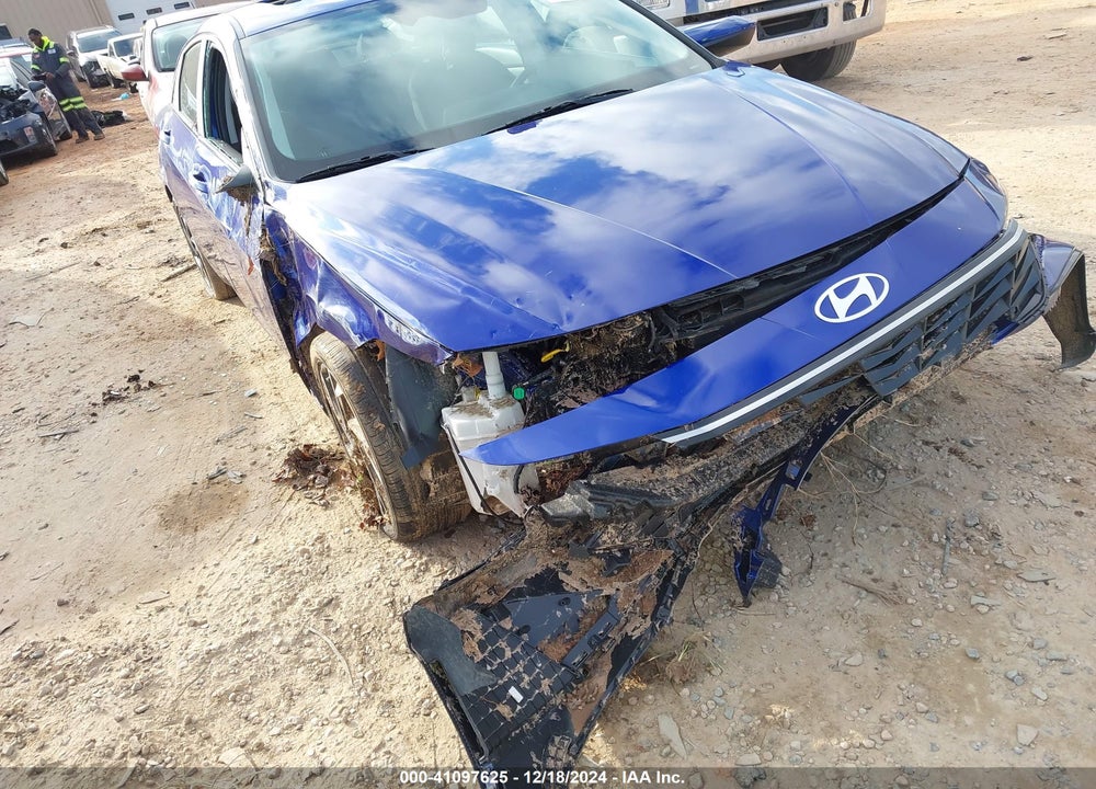 2024 HYUNDAI ELANTRA VIN: KMHLS4DG1RU647854