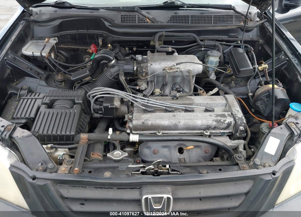 1998 HONDA CR-V LX VIN: JHLRD2843WC017867