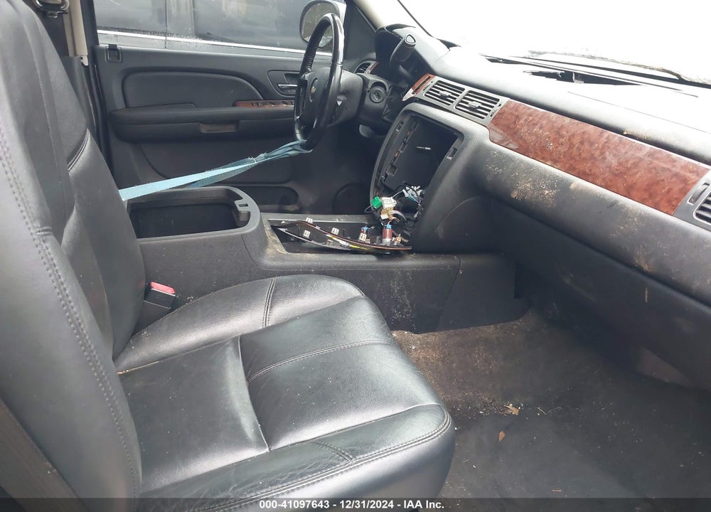 2007 CHEVROLET TAHOE LT VIN: 1GNFC13J97R401944