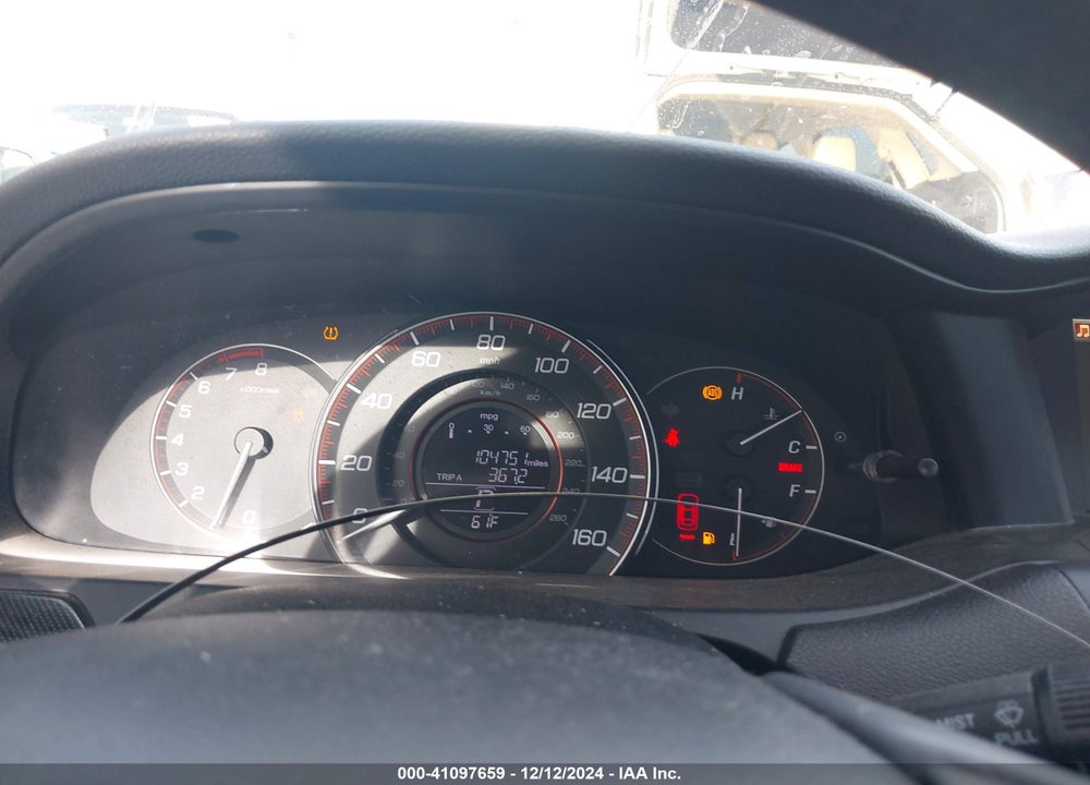 2014 HONDA ACCORD VIN: 1HGCR2F53EA281926