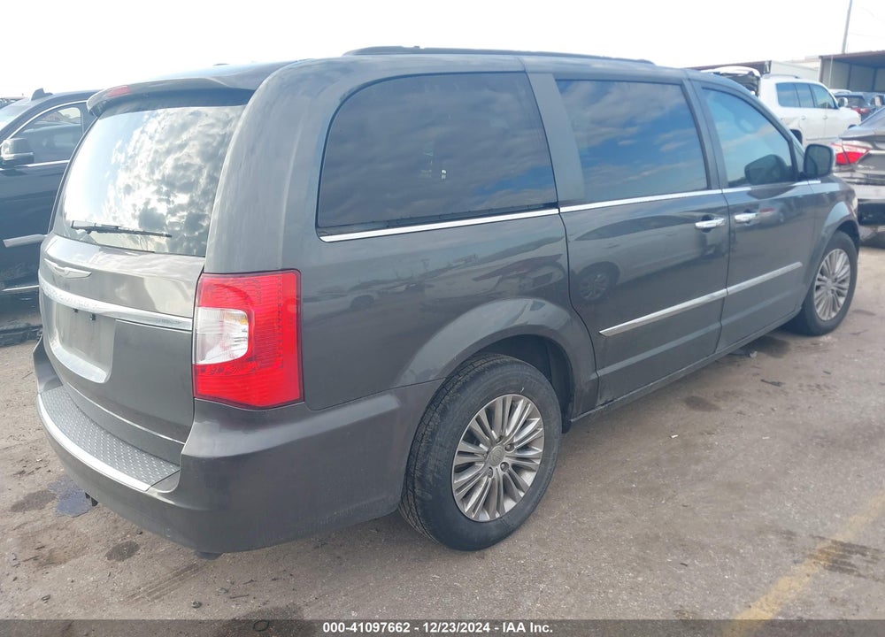 2016 CHRYSLER TOWN & COUNTRY VIN: 2C4RC1CG6GR188536