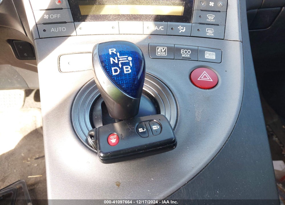 2013 TOYOTA PRIUS VIN: JTDKN3DU9D5625482