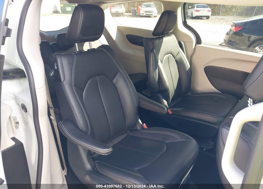 2024 CHRYSLER PACIFICA HYBRID SELECT VIN: 2C4RC1S77RR114854