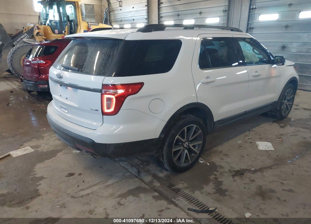 2015 FORD EXPLORER XLT VIN: 1FM5K8D87FGC12002