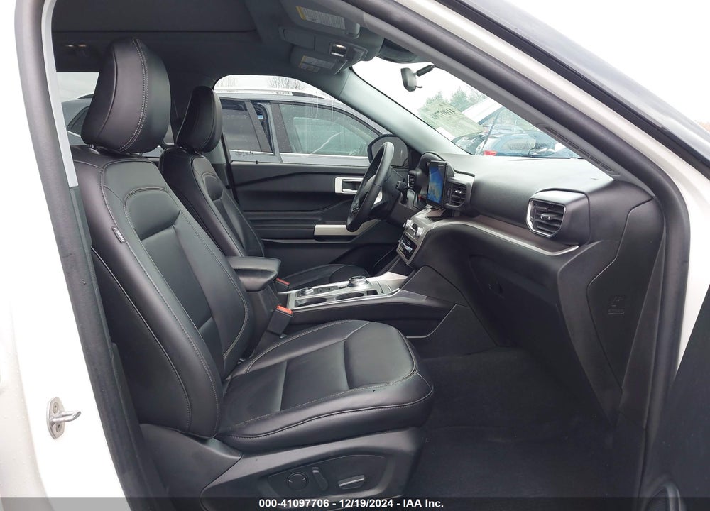 2023 FORD EXPLORER XLT VIN: 1FMSK8DH3PGA74575