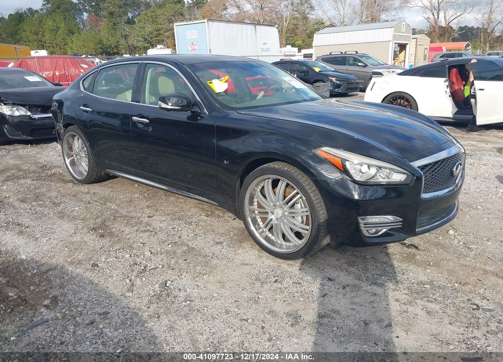 2015 INFINITI Q70L 3.7X VIN: JN1BY1PR2FM831824