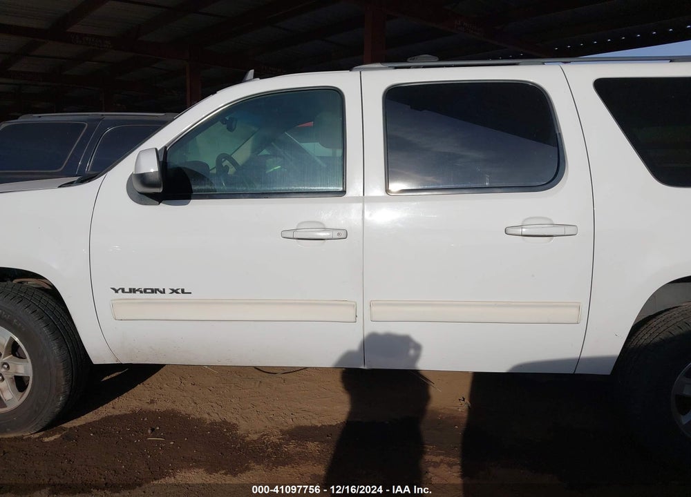 2014 GMC YUKON XL 1500 SLE VIN: 1GKS2HE70ER162581