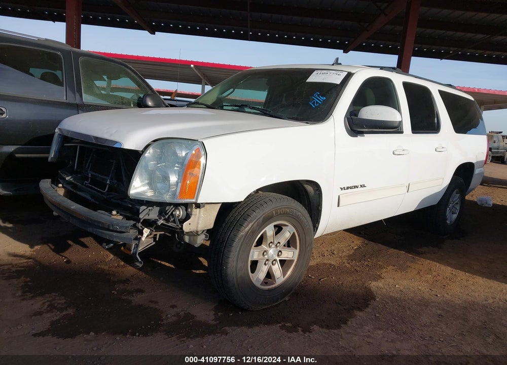 2014 GMC YUKON XL 1500 SLE VIN: 1GKS2HE70ER162581