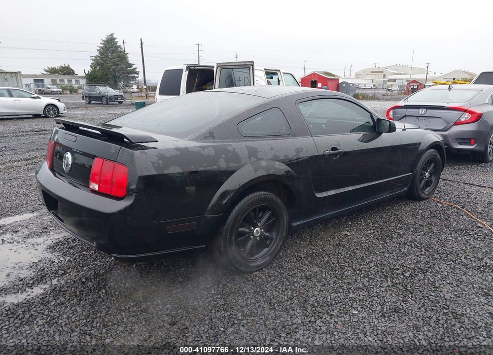 2006 FORD MUSTANG VIN: 1ZVFT80N565161531