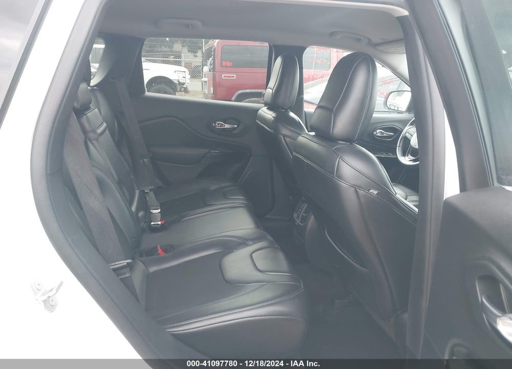 2019 JEEP CHEROKEE ALTITUDE FWD VIN: 1C4PJLLBXKD373391