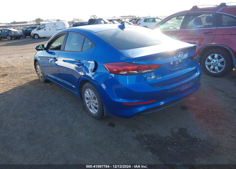 2017 HYUNDAI ELANTRA VIN: 5NPD74LF6HH199946