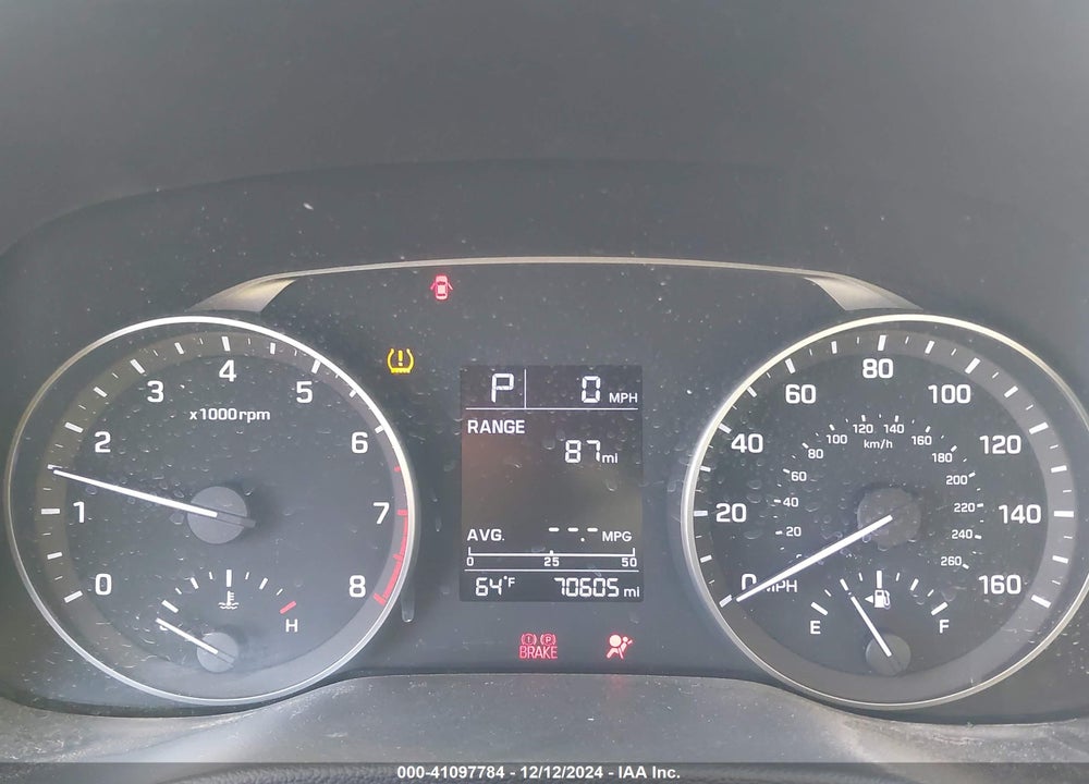 2017 HYUNDAI ELANTRA VIN: 5NPD74LF6HH199946