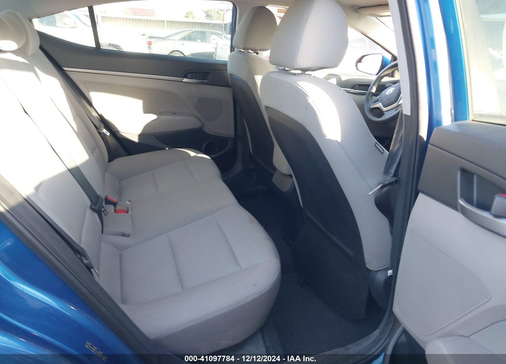 2017 HYUNDAI ELANTRA VIN: 5NPD74LF6HH199946