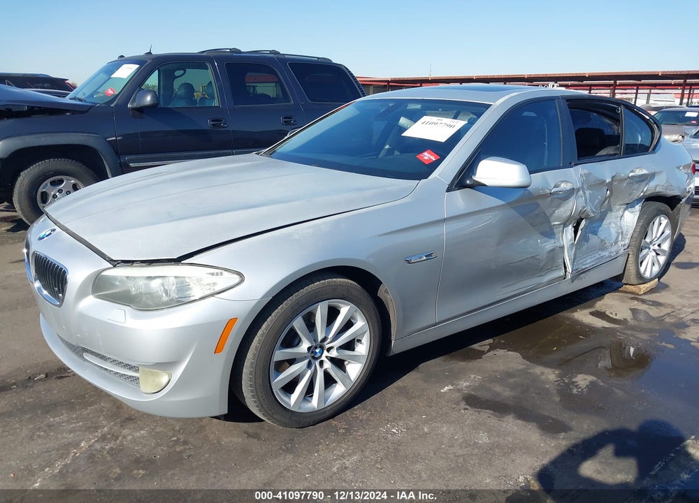 2011 BMW 528I VIN: WBAFR1C57BC739507