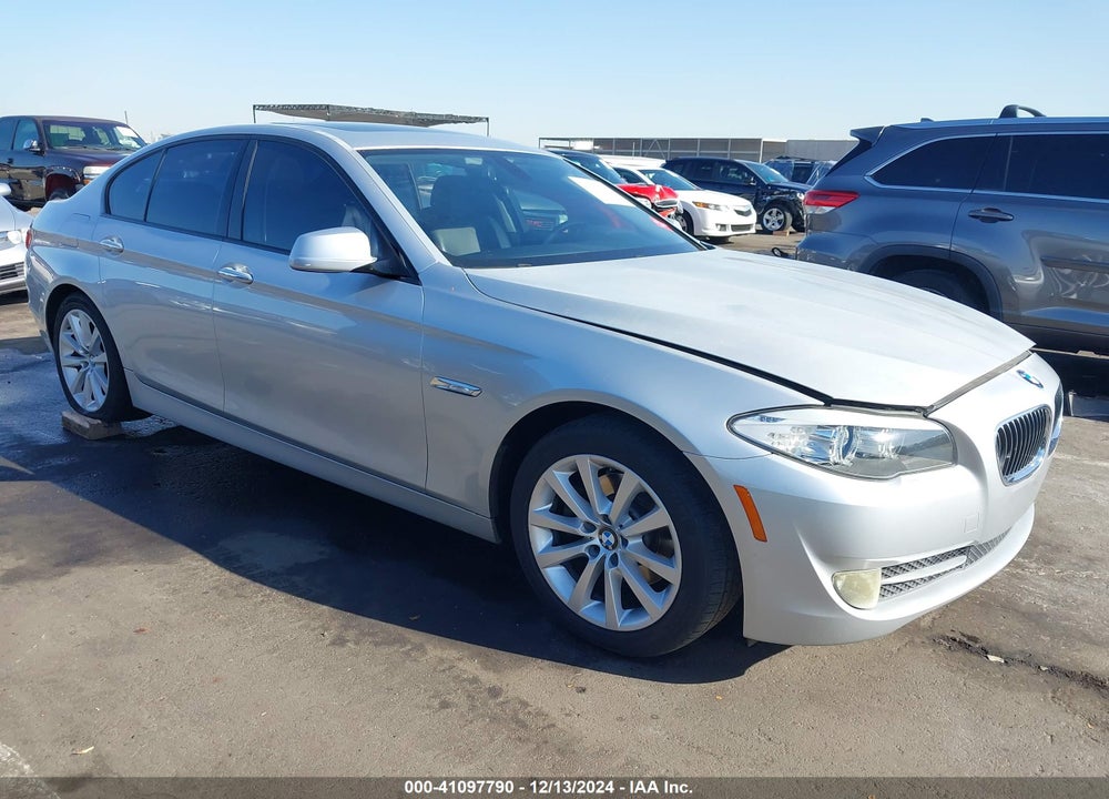 2011 BMW 528I VIN: WBAFR1C57BC739507