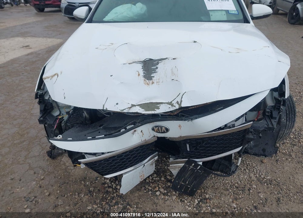 2017 KIA OPTIMA LX VIN: 5XXGT4L33HG133073