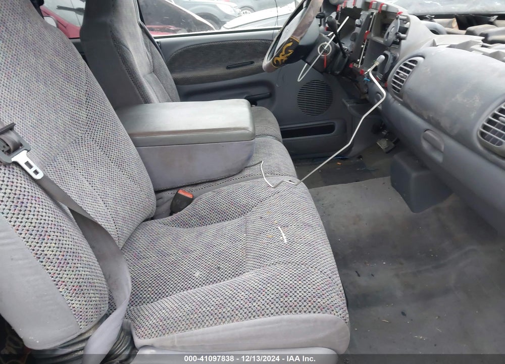2001 DODGE RAM 1500 ST VIN: 3B7HC13Z81G167973
