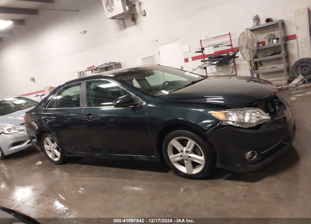 2012 TOYOTA CAMRY SE VIN: 4T1BF1FK4CU129289