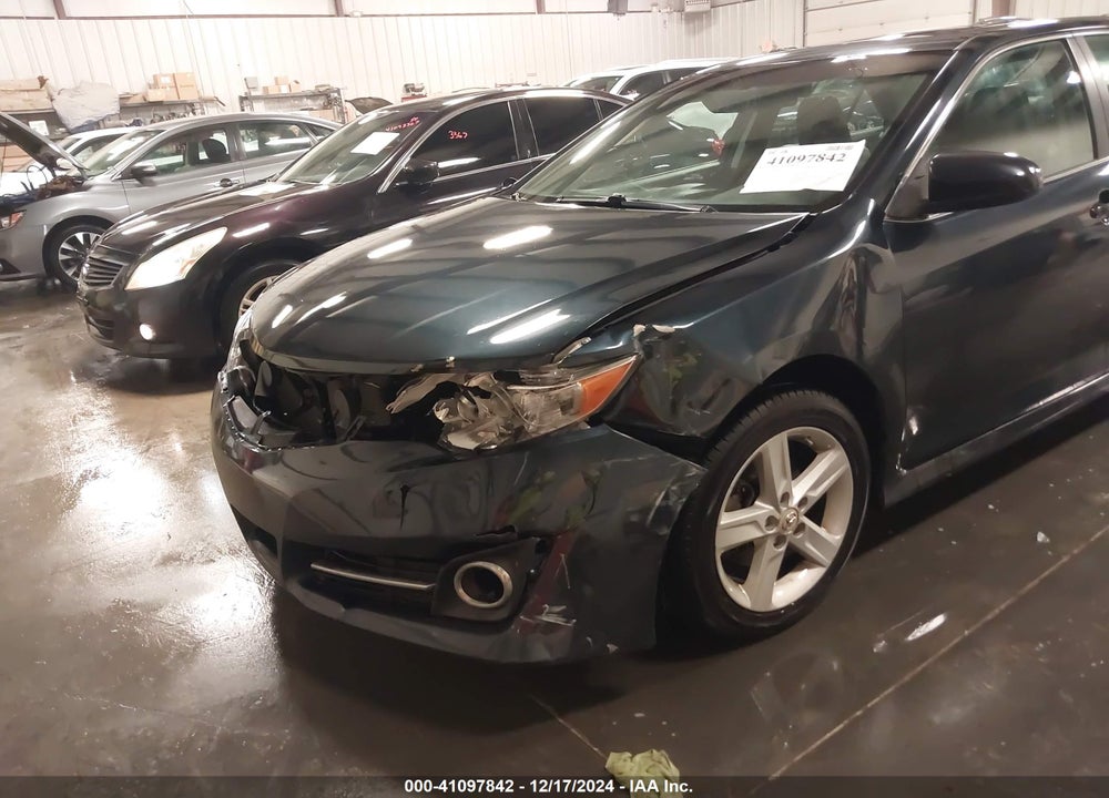 2012 TOYOTA CAMRY SE VIN: 4T1BF1FK4CU129289