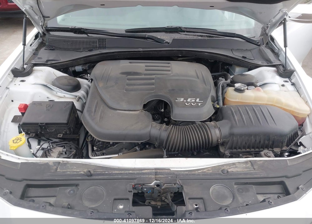 2017 CHRYSLER 300C VIN: 2C3CCAKG3HH565620