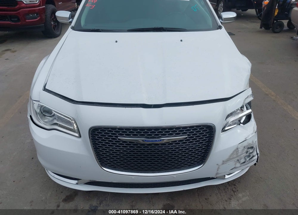 2017 CHRYSLER 300C VIN: 2C3CCAKG3HH565620