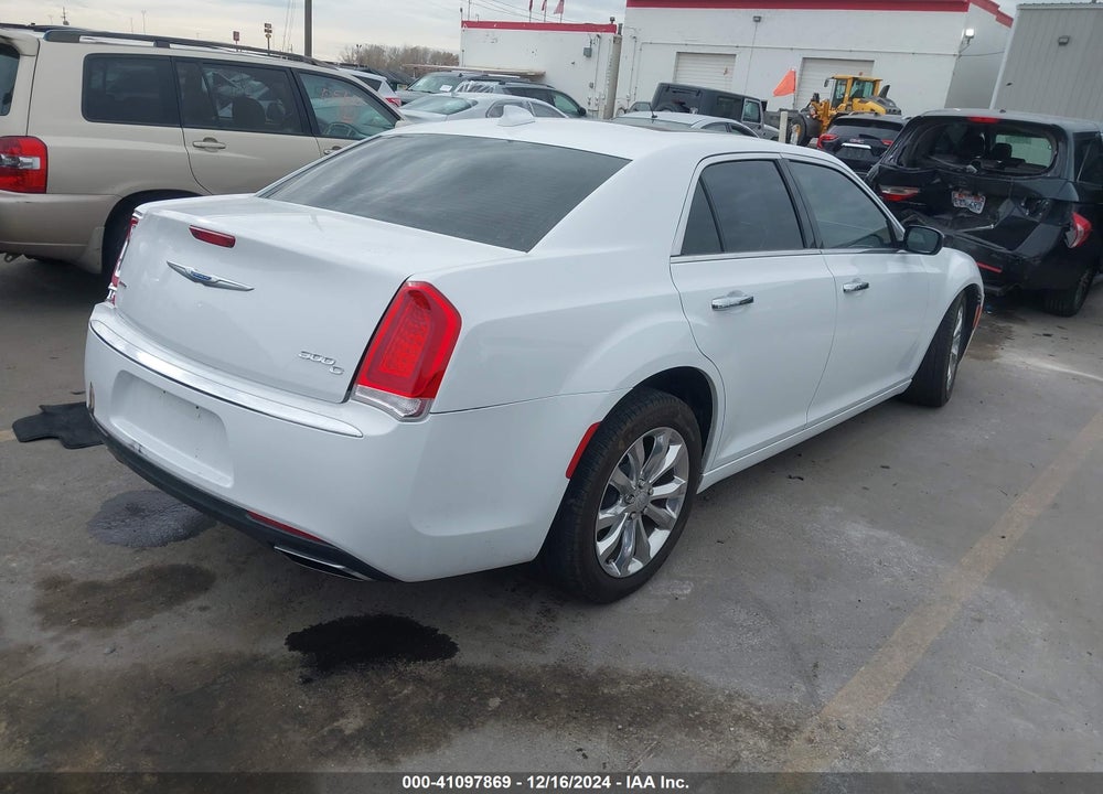 2017 CHRYSLER 300C VIN: 2C3CCAKG3HH565620