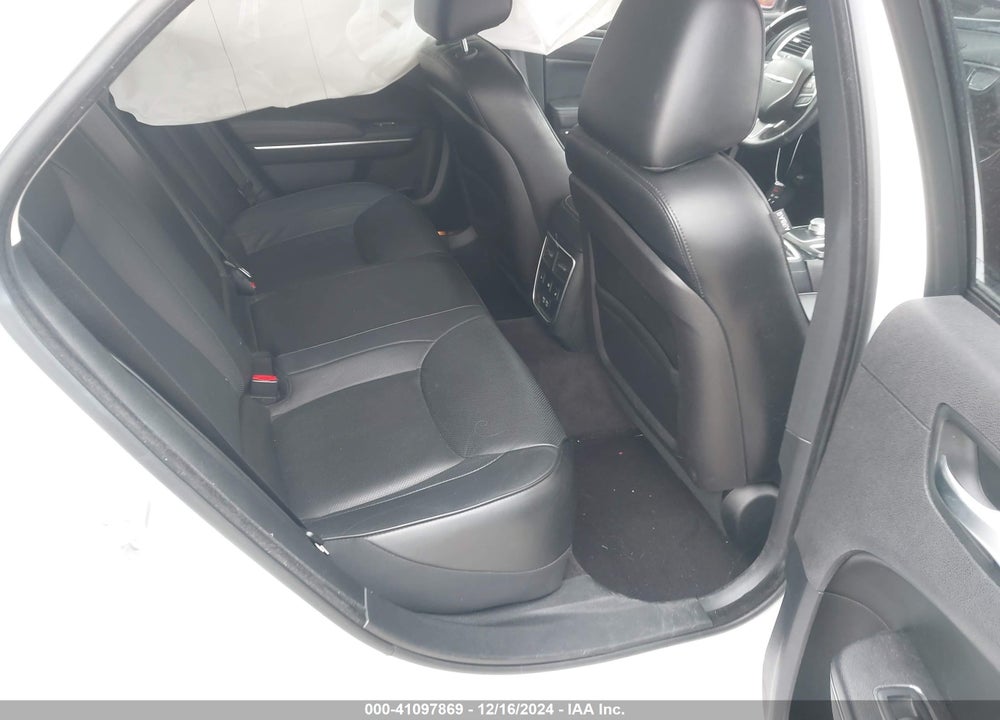 2017 CHRYSLER 300C VIN: 2C3CCAKG3HH565620