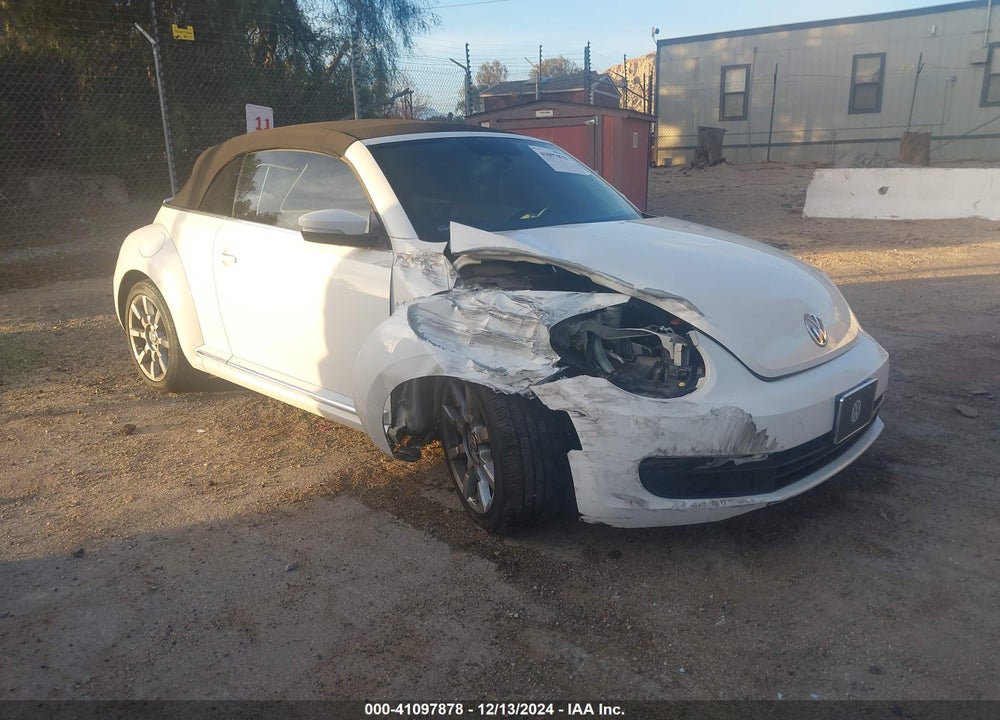 2013 VOLKSWAGEN BEETLE 2.5L VIN: 3VW5P7AT5DM811361