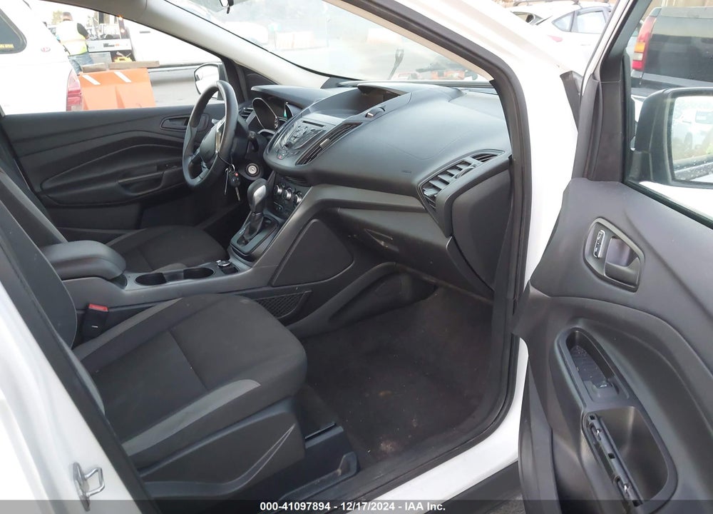 2016 FORD ESCAPE S VIN: 1FMCU0F72GUC80461