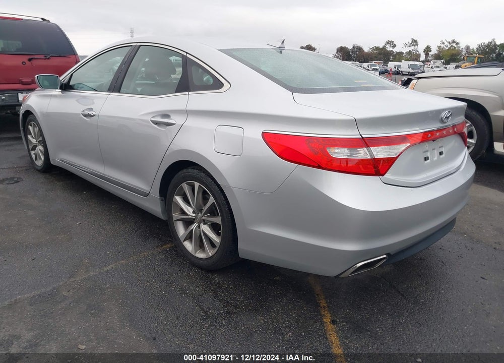 2015 HYUNDAI AZERA VIN: KMHFG4JG3FA465198