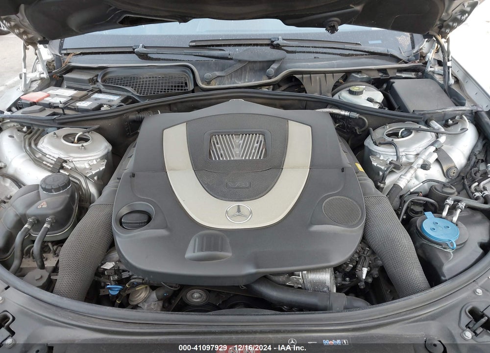 2010 MERCEDES-BENZ S 550 VIN: WDDNG7BB8AA332181