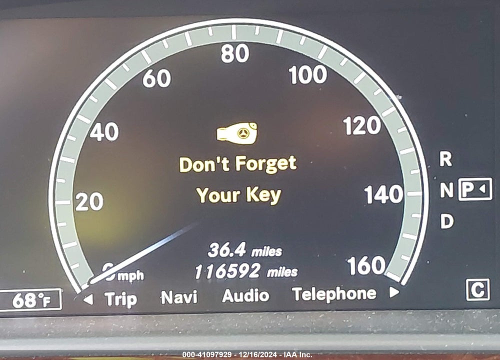 2010 MERCEDES-BENZ S 550 VIN: WDDNG7BB8AA332181