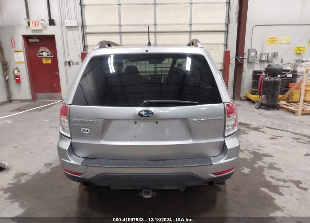 2010 SUBARU FORESTER 2.5X PREMIUM VIN: JF2SH6CCXAH761374