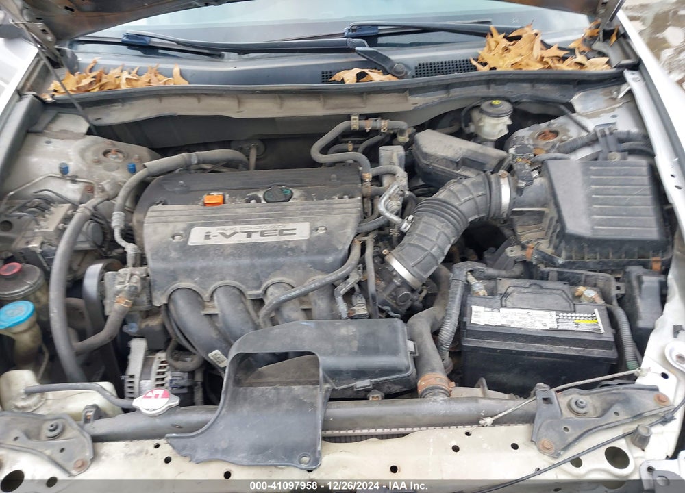 2008 HONDA ACCORD VIN: 1HGCP26418A027312