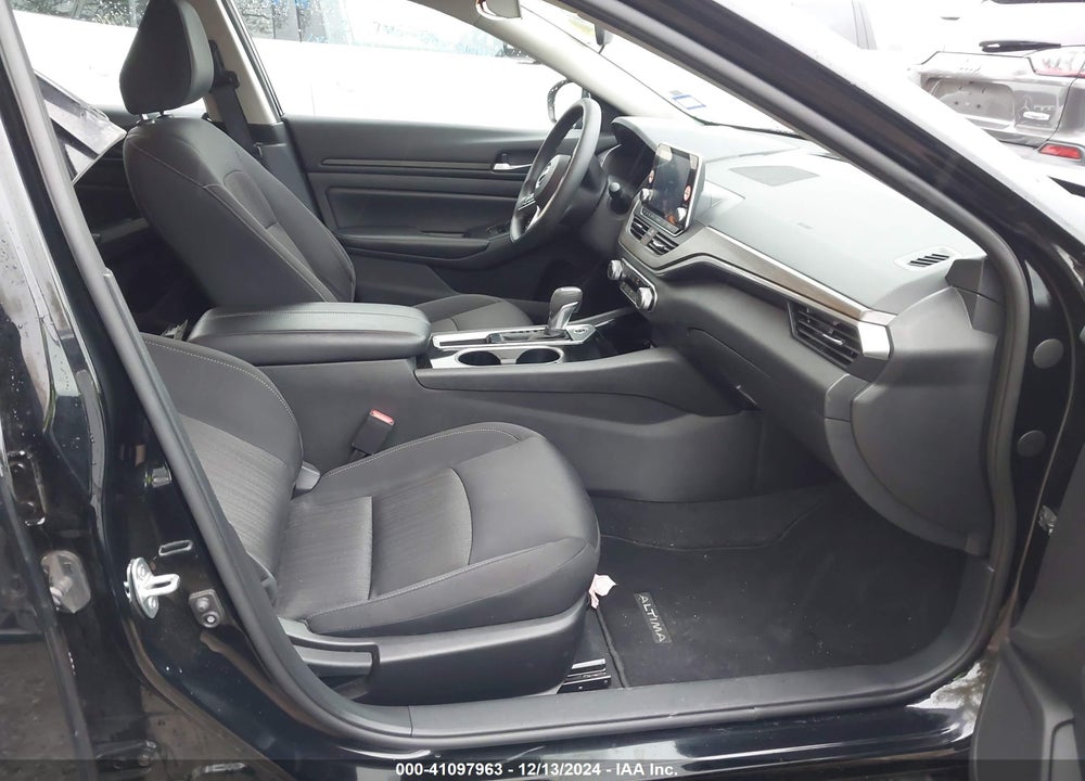 2024 NISSAN ALTIMA SV FWD VIN: 1N4BL4DV1RN326165