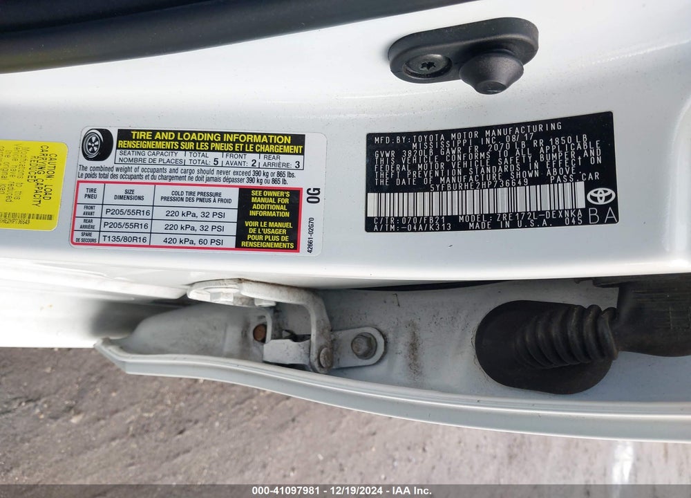 2017 TOYOTA COROLLA VIN: 5YFBURHE2HP736649