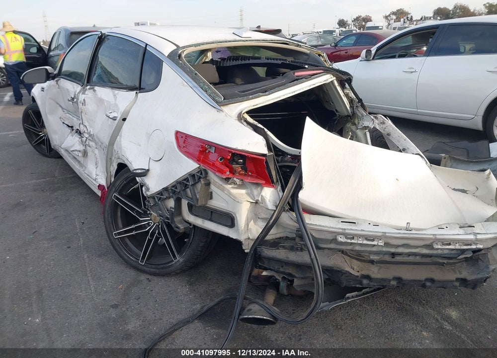 2016 KIA OPTIMA VIN: KNAGT4L32G5103272