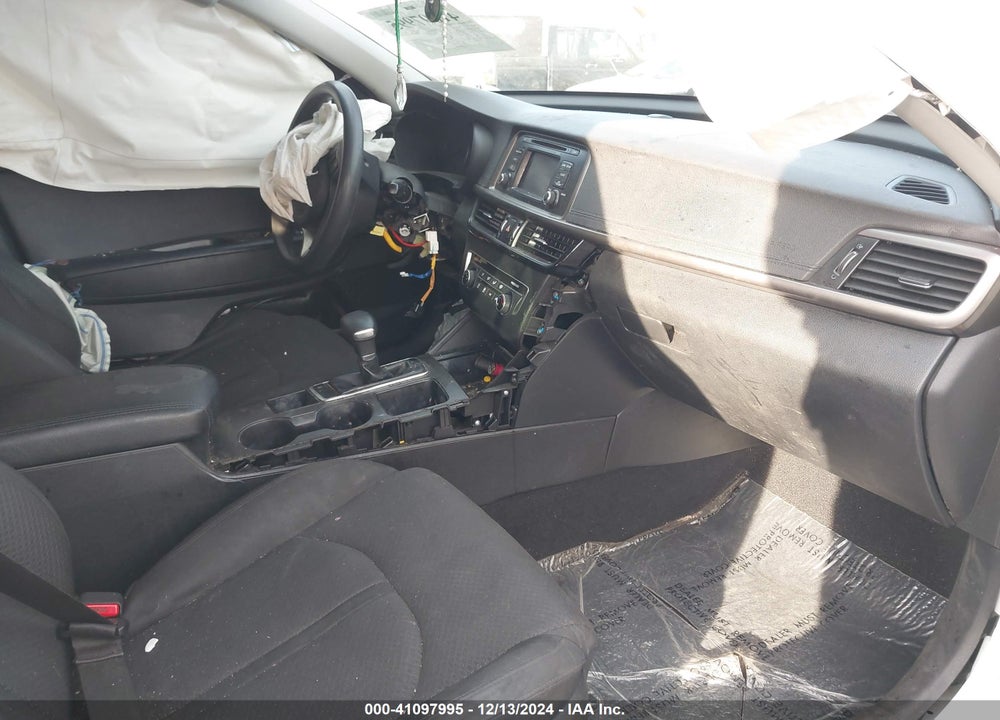 2016 KIA OPTIMA VIN: KNAGT4L32G5103272