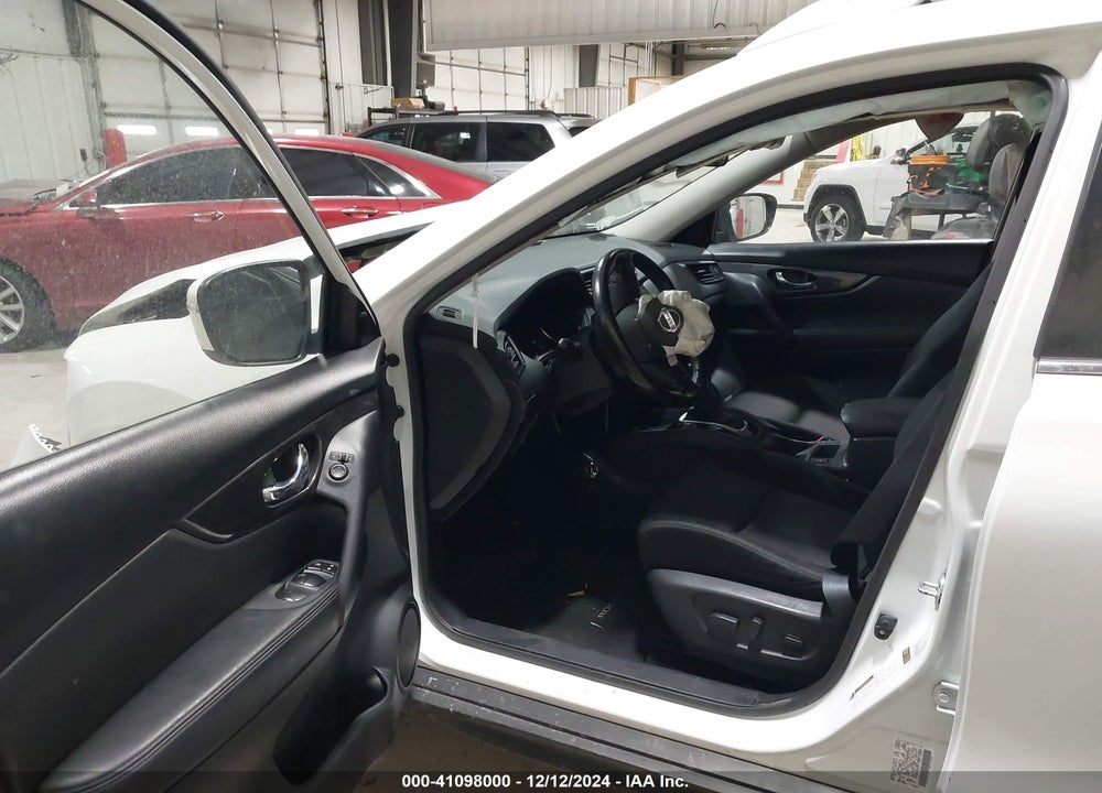 2020 NISSAN ROGUE SV INTELLIGENT AWD VIN: JN8AT2MV1LW104550